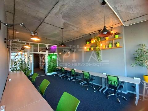 комерційна за адресою Кловський узвіз, 7