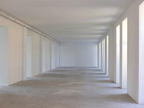 коммерческая по адресу Академіка Книшова ул. (Амурська), 6