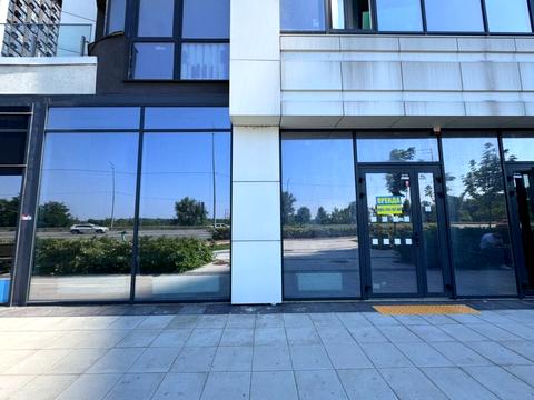 комерційна за адресою Дніпровська набережна вул., 15-Є