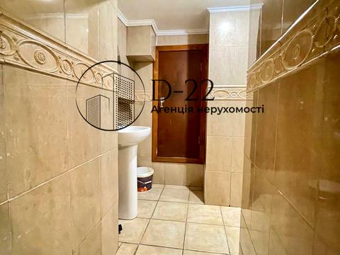 комерційна за адресою Миколи Міхновського бульв. (Дружби Народів), 13