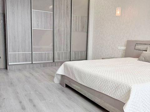 квартира за адресою Джона Маккейна вул. (Івана Кудрі), 26