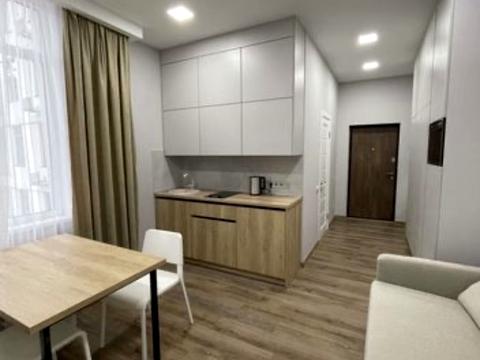 квартира за адресою Нагірна вул., 18/16