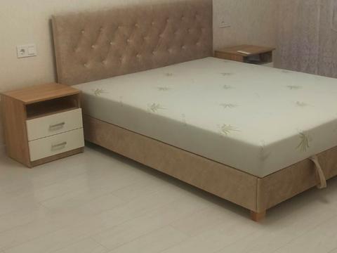 квартира за адресою Академіка Глушкова просп., 24