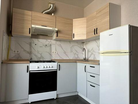 квартира за адресою Братська вул., 12