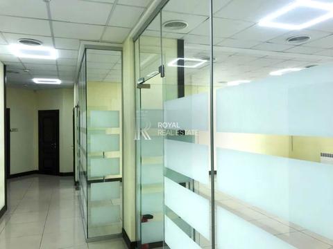 комерційна за адресою Лесі Українки бульв., 7-Б