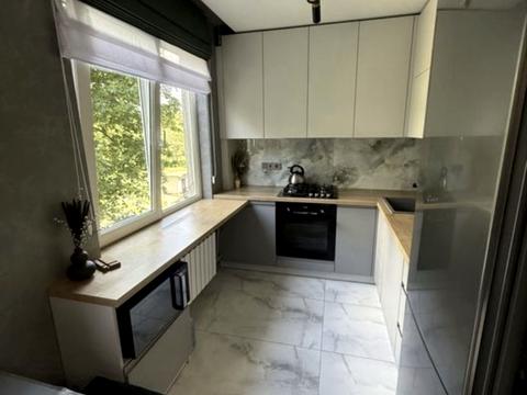 квартира по адресу Амосова ул. (Корчагінців), 5