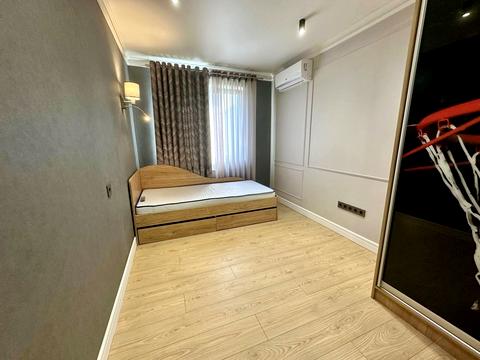 квартира по адресу Сергея Амброса ул., 23