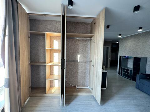 квартира за адресою Анни Ахматової вул., 22