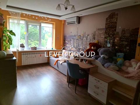 квартира за адресою Патріарха Мстислава Скрипника вул., 15