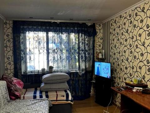 квартира за адресою Космонавтів вул., 25/4