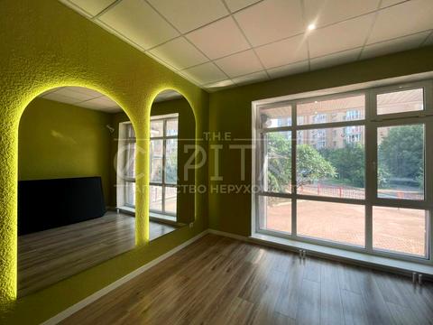 коммерческая по адресу Оболонская набережная ул., 15