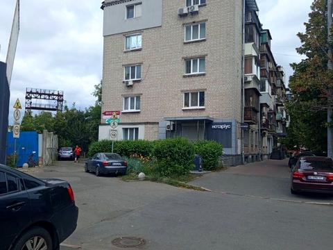 коммерческая по адресу Киев, Князей Острожских ул. (Московська), 24
