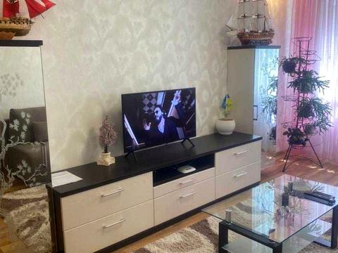 квартира по адресу Комарова ул., 6-А