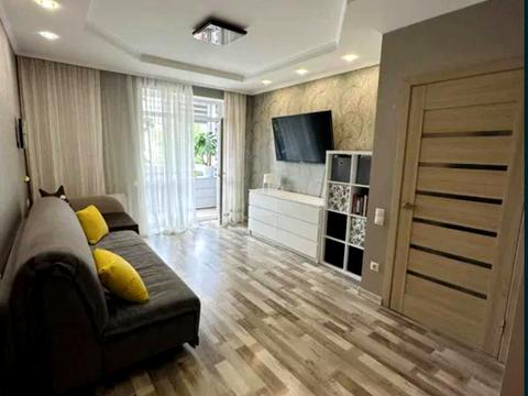 квартира за адресою Центральна вул., 5