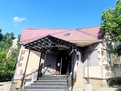 комерційна за адресою Авіаконструктора Антонова вул., 4а