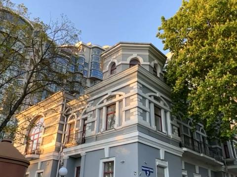 коммерческая по адресу Гетьмана Сагайдачного бульв. (Лидерсовский), 3