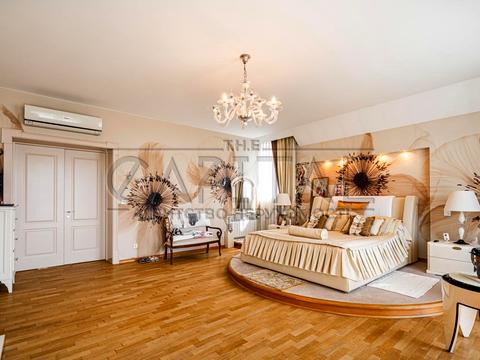 будинок за адресою вул. Заплавна, 5