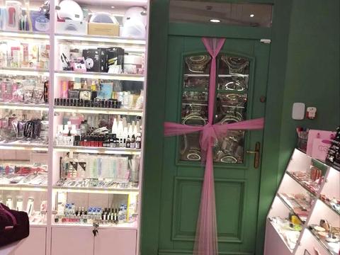 комерційна за адресою Джохара Дудаєва вул. (Лермонтова), 8