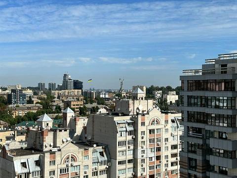 квартира за адресою Андрія Верхогляда вул. (Михайла Драгомирова), 4