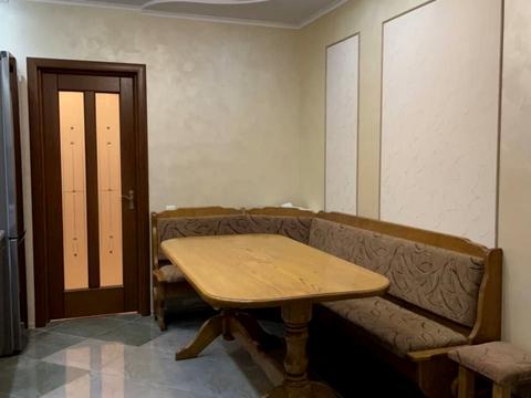квартира за адресою Євгена Коновальця вул., 112