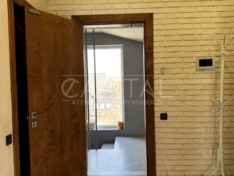 коммерческая по адресу Миколы Бажана просп., 9