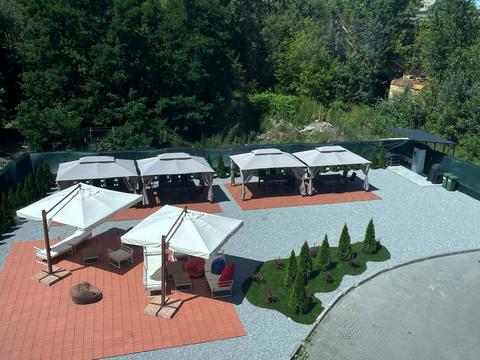 комерційна за адресою Гарматна вул., 4
