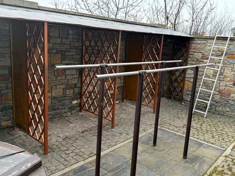 дом по адресу  ул.