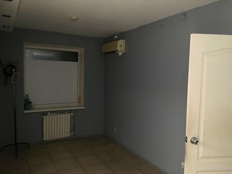 комерційна за адресою Героїв просп., 12