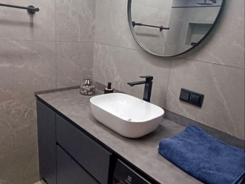 квартира по адресу 23 Августа ул., 6