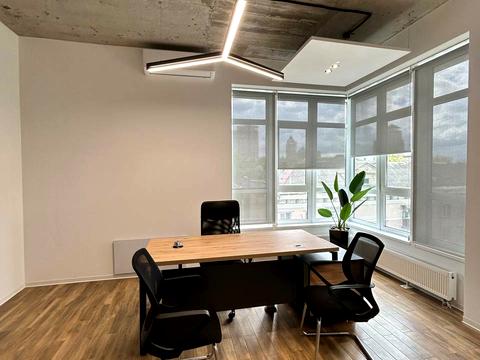 комерційна за адресою Кловський узвіз (Кловський), 7