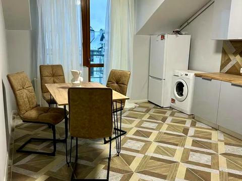 квартира за адресою Павла Тичини вул., 2
