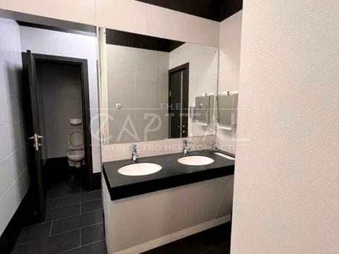 комерційна за адресою Рильський пров., 6