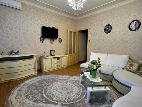квартира по адресу Толстого Льва пл., 4