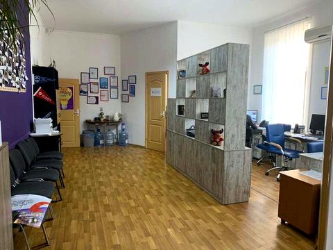 квартира за адресою Воскресенська вул. (Леніна), 11