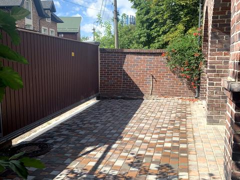 будинок за адресою Павла Загребельного вул. (Миколи Раєвського), 11а