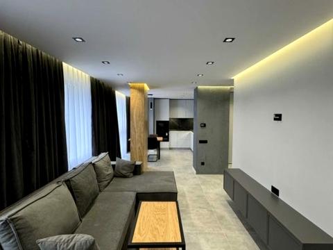 квартира за адресою Бандери 79, 79