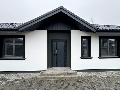 дом по адресу успішна