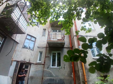 квартира за адресою Євгена Коновальця вул. (), 62