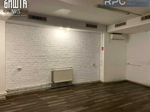 комерційна за адресою Рибальська вул., 22