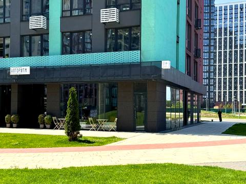 квартира за адресою Віктора Некрасова вул. (Північно-Сирецька), 10