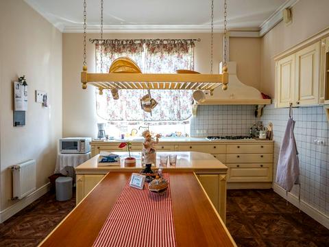 дом по адресу с. Мархалевка, Лесі Українки, 40