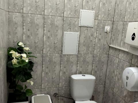 коммерческая по адресу Миколы Бажана просп., 17-А