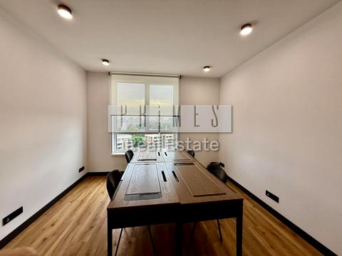 коммерческая по адресу Глубочицкая ул., 73