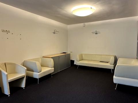 комерційна за адресою Гетьмана Павла Скоропадського вул. (Льва Толстого), 8-А