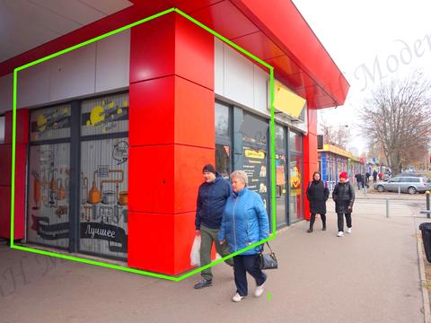 комерційна за адресою Нескорених вул., 15