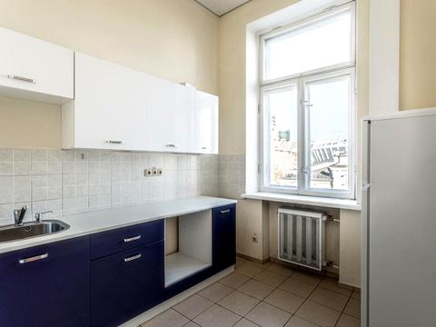 комерційна за адресою Велика Васильківська вул. (Червоноармійська), 41