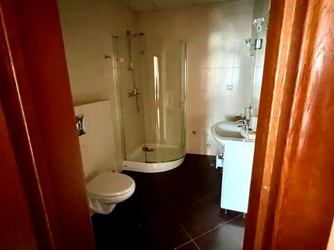 комерційна за адресою Володимирська вул., 97/37