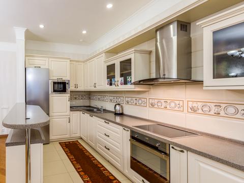 квартира по адресу Евгения Коновальца ул. (Щорса), 44-А