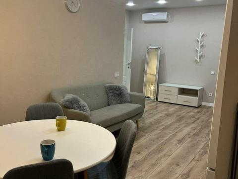 квартира за адресою Ревуцького вул., 40-В