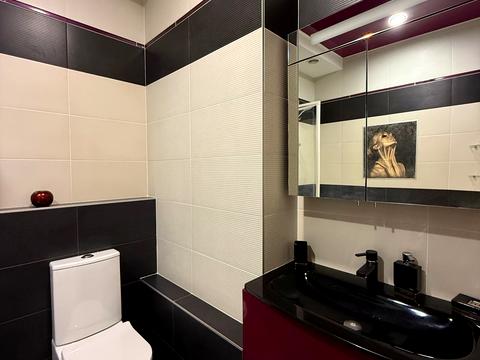 квартира за адресою Дегтярна вул., 10